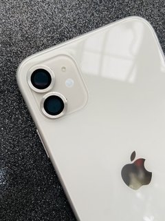 Protetor de câmera Metálico - iPhone 11 / iPhone 12 / iPhone 12 Mini - Prata