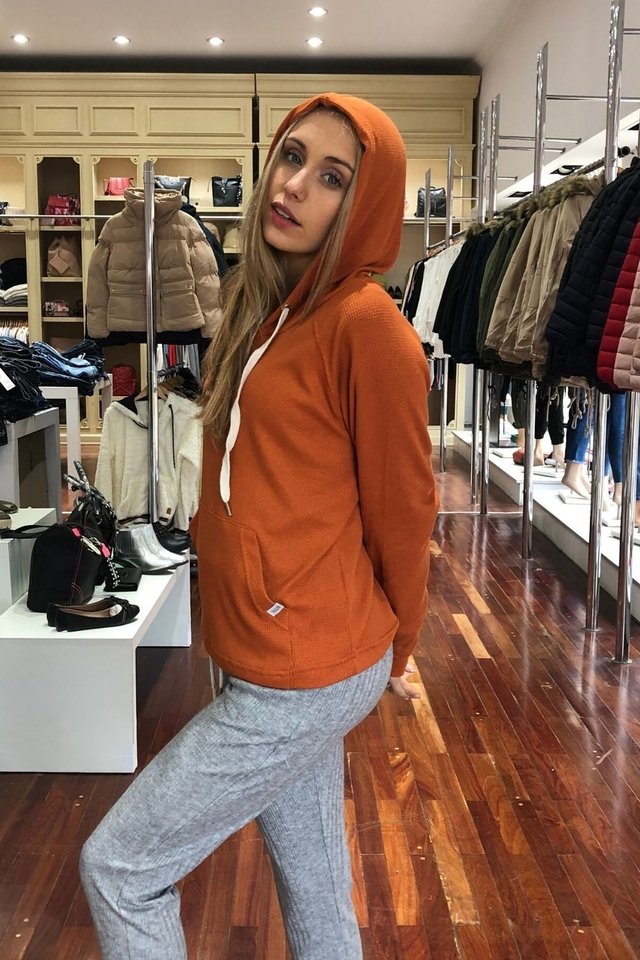 Buzo Canguro WAFFLE - Comprar en Viva la pepa mujer