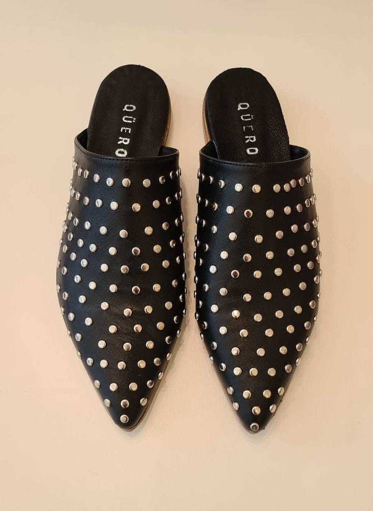 Zuecos Qüero Tachas - Comprar en Rumah