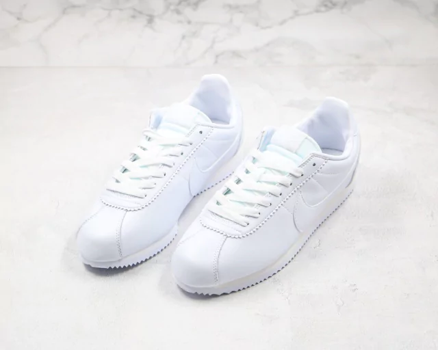 Nike Cortez Leather 'White' - en DAIKAN