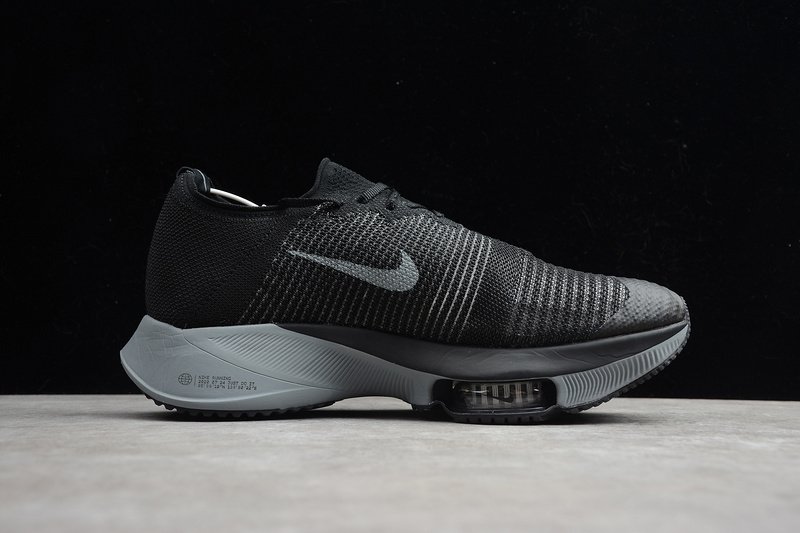 nike zoom tempo vs alphafly