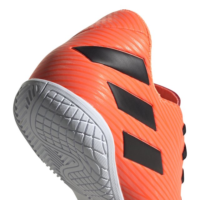 BOTIN ADIDAS NEMEZIZ 19.4 IN FUTSAL - VICTORIA DEPORTES