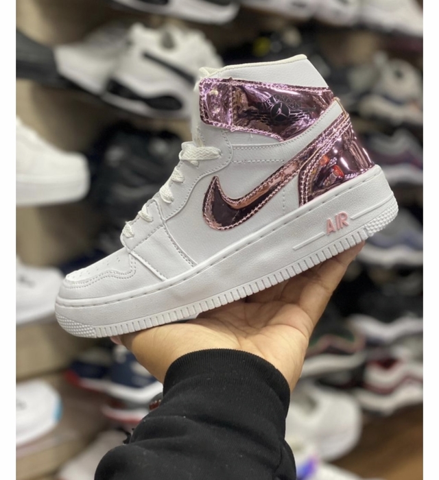 nike jordan holografico