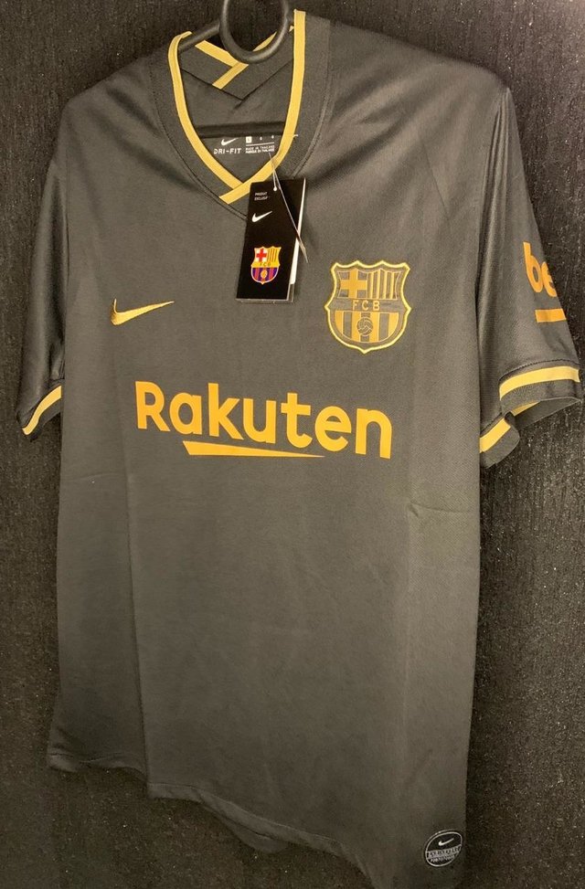 camisa do barcelona marrom