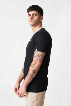 Remera Script Logo - comprar online