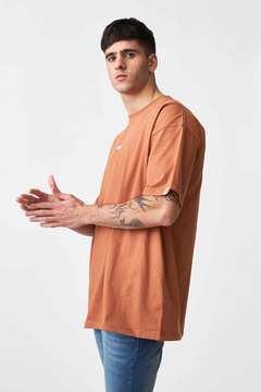 Remera Cornell Over - comprar online