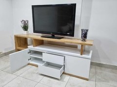 Mesa de TV Irregular - ART D15 - comprar online