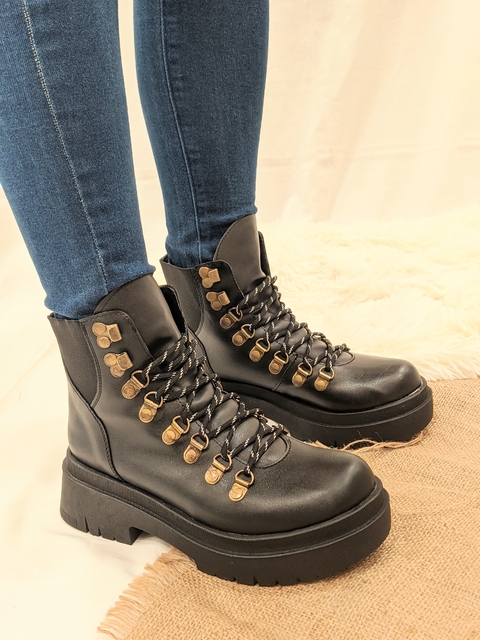 Comprar BORCEGOS en Lucart Zapatos | Filtrado por Más Vendidos