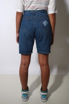 Bermuda jeans cintura alta detalhe color lateral - loja online