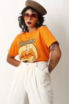 camiseta aquaman laranja vintage - Capichó Brechó