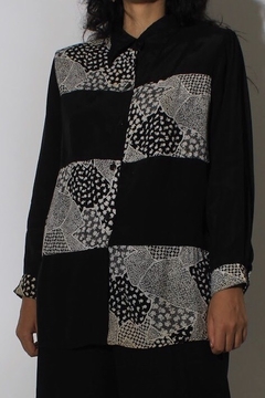 Camisa viscose recorte estampa vintage ombreira  - comprar online