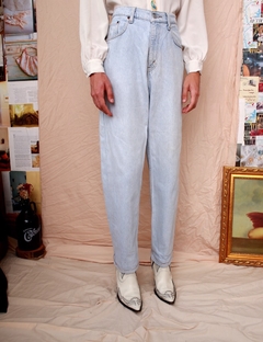 Calça jeans levis reta clássica cintura alta na internet