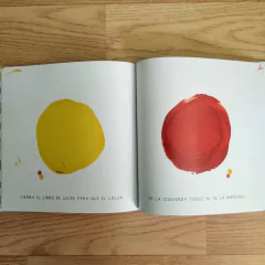 Colores - Herv Tullet - Pantuflas Libros