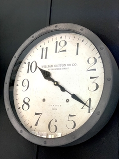 Reloj 41 cm diámetro x 8 cm espesor