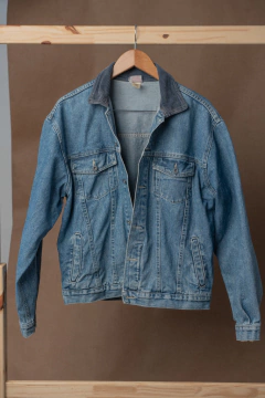 jaqueta jeans gola em veludo - loja online