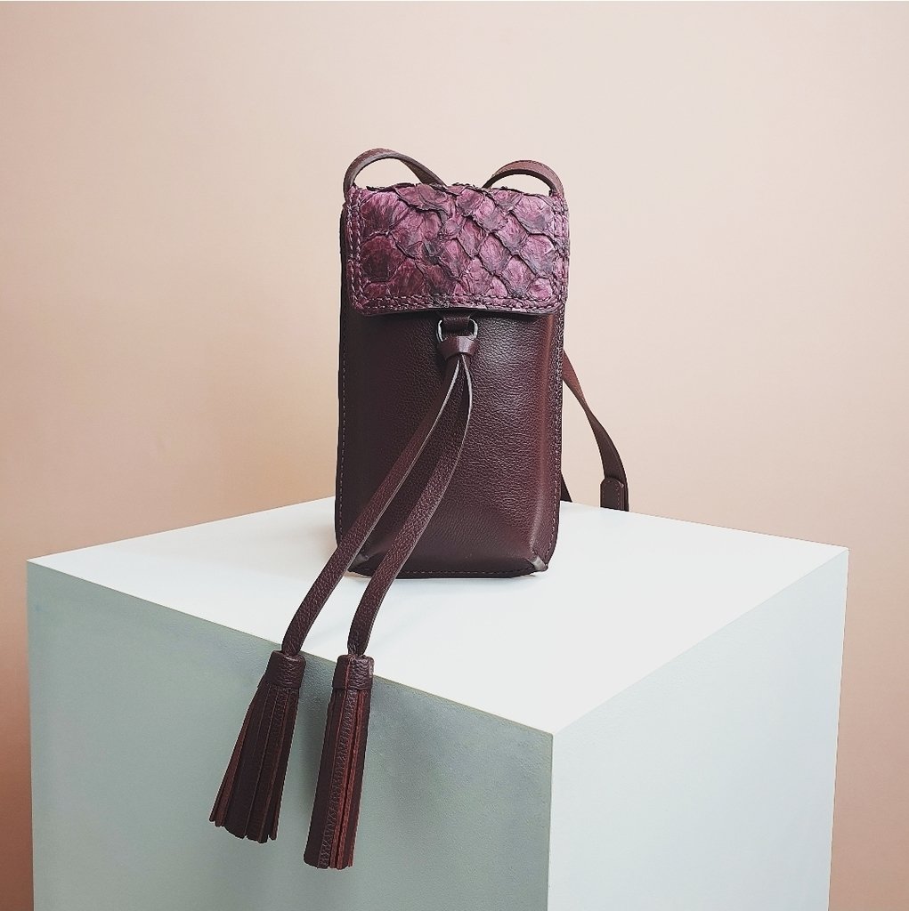 Bolsa com porta celular