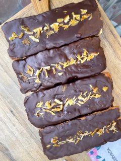 Budin grande x unidad. naranja y choco y f.secos - Möoi Market