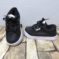 ART. ZAPATILLAS LISAS ESCOLARES