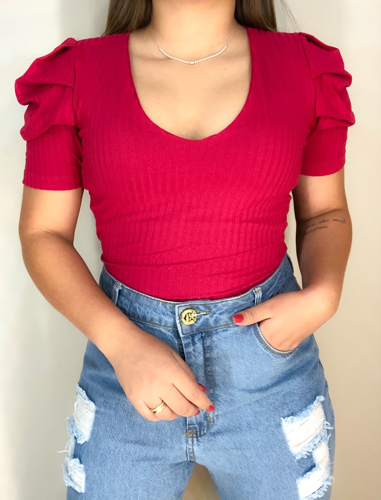 blusa canelada com manga princesa