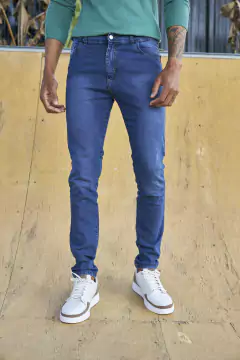 Jeans Chupin Azul Localizado - comprar online
