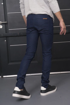 Jeans Chupin Blue Black C/Arrugas - comprar online