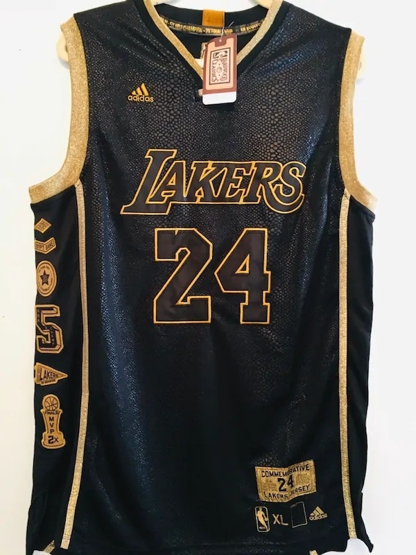 Regata - Los Angeles Lakers Comemorative Kobe Bryant #24