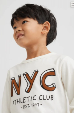 Remera H&M - Cruda con "NYC" - comprar online