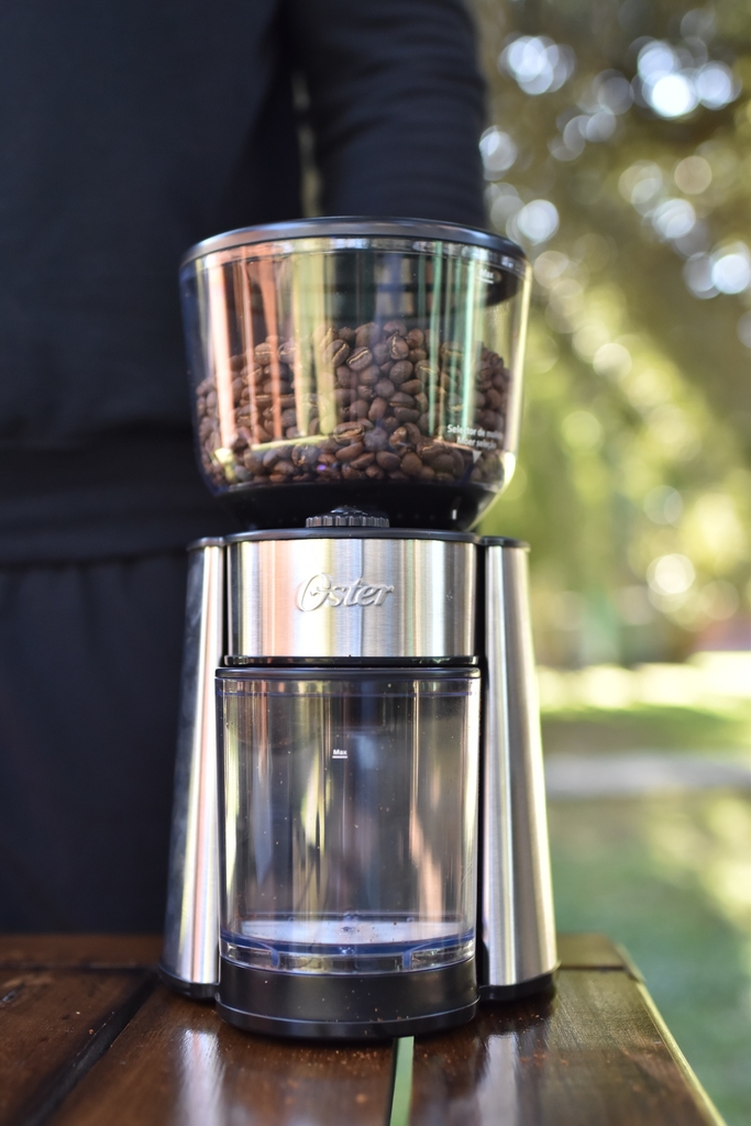Moledor de Café Inox Oster al mejor precio en Paraguay