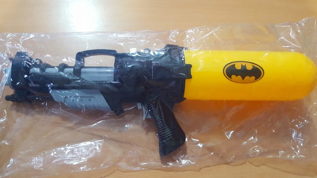 Pistola de Agua Batman 45 Cm Sebigus - Jugueteria Rubi