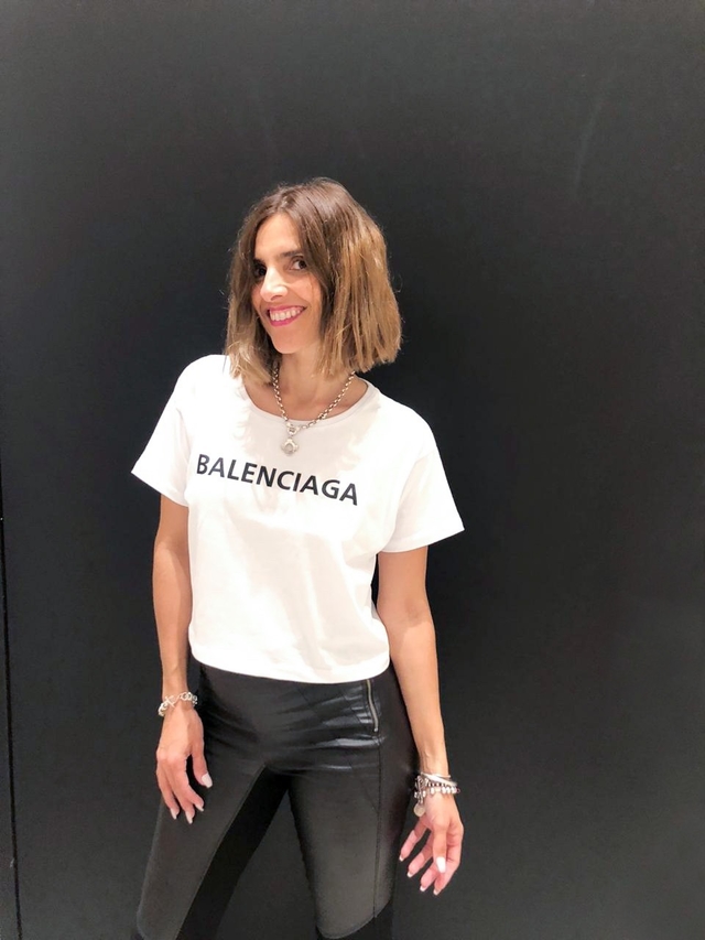 REMERA BALENCIAGA BLANCA - Comprar en AZ JEANS