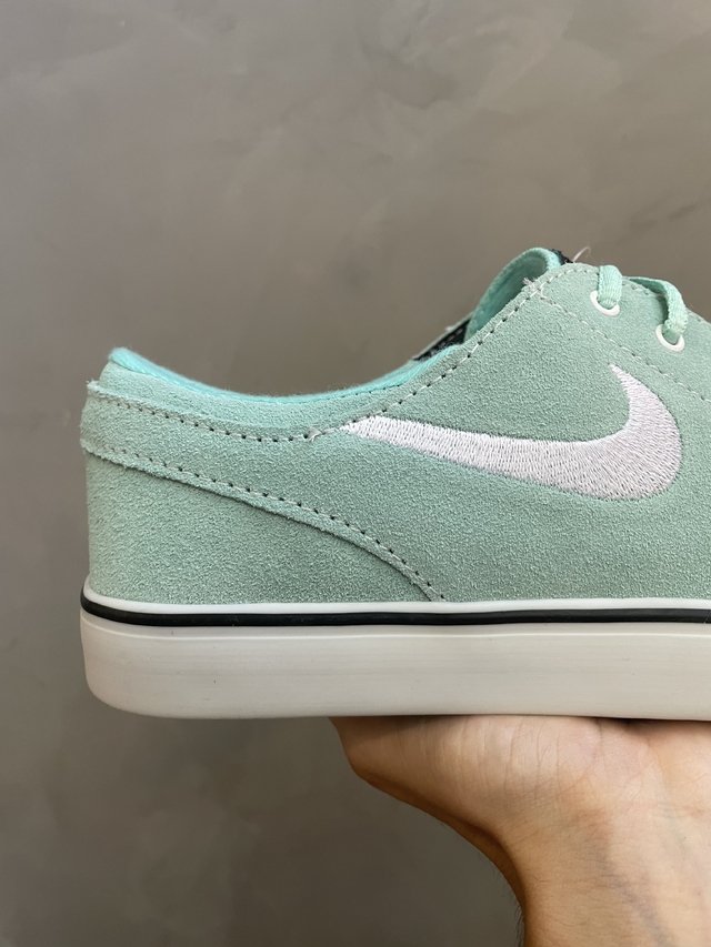nike sb verde agua