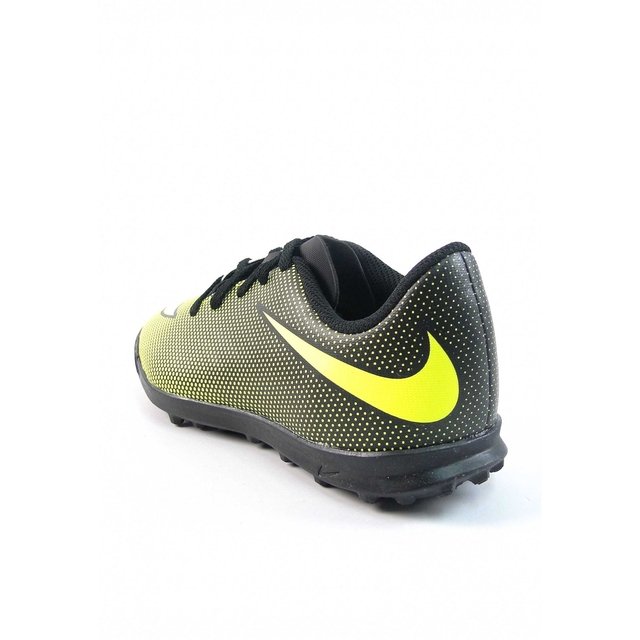 NIKE BOTIN BRAVATA II TF AMAR/NGO - Mega Deportes
