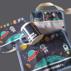 SET JARDIN COMPLETO (Bolsita de tela + Taza + Individual + Servilleta y toalla)