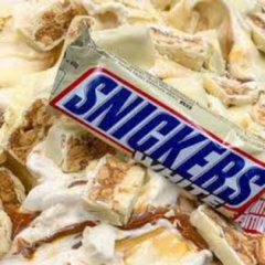 Snickers White - Branco De Caramelo E Amendoim Importado - comprar online