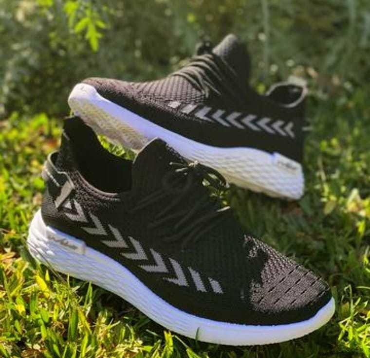 Zapatilla Negra Wake - Comprá Ahora | Dafiti Argentina
