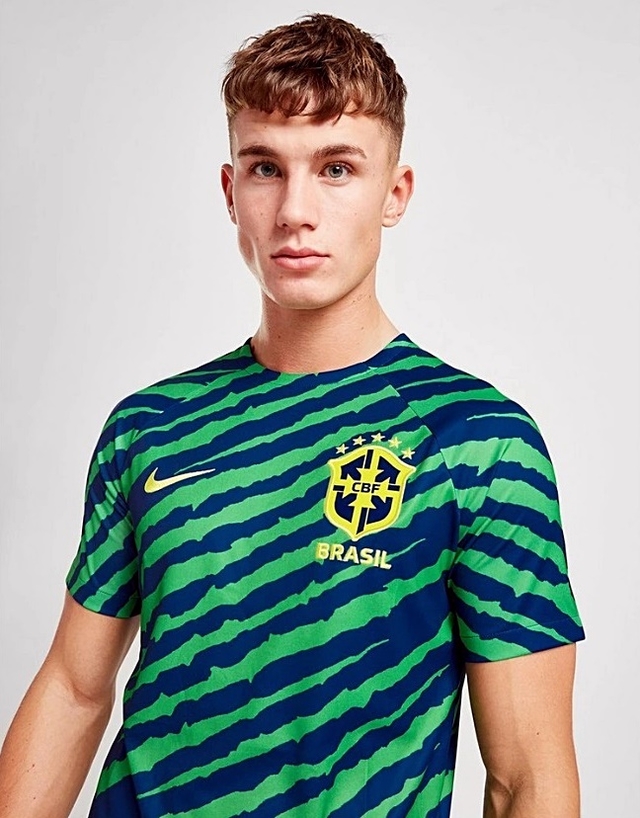 Camisa Pré Jogo Brasil 2022/2023 Torcedor Nike Masculina Copa do Mund