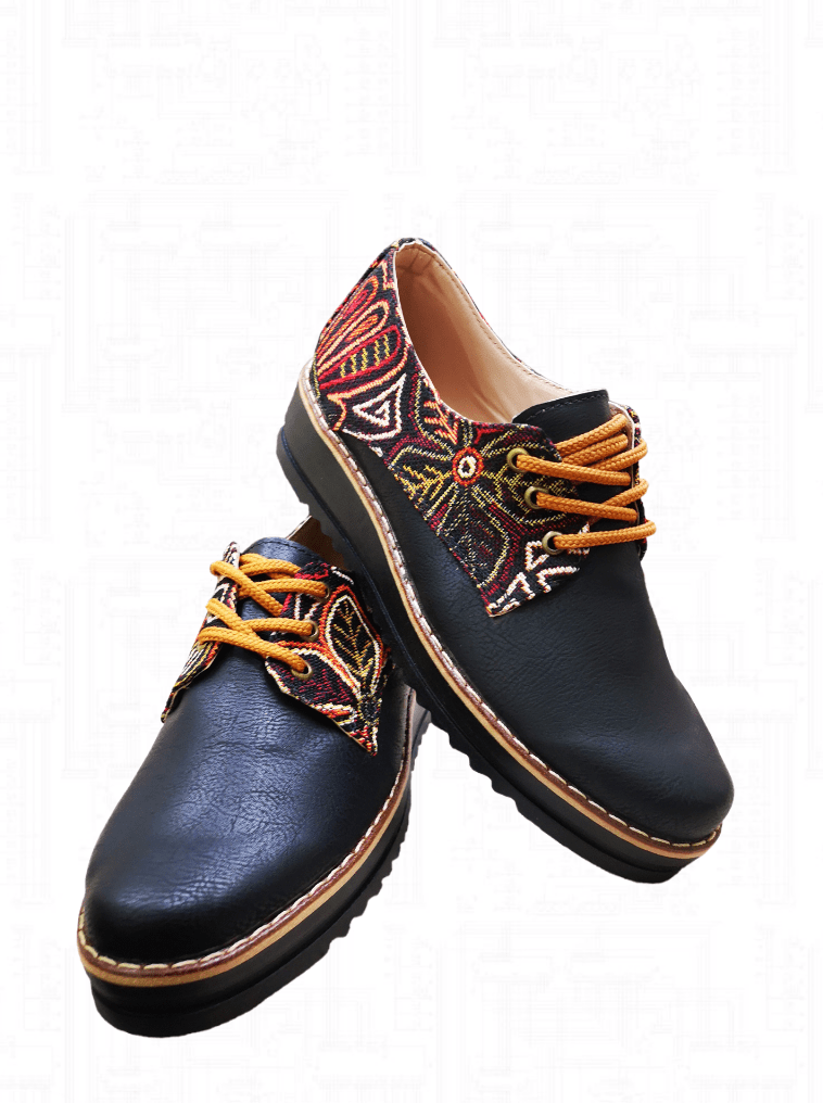 Zapatos negros | Bolicheros negros de moda para mujer