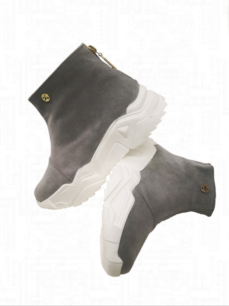 Botines para mujer suela alta color gris,