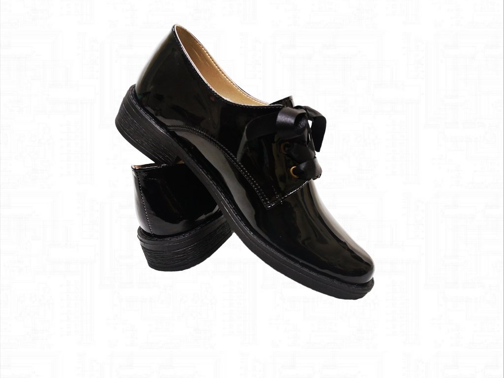 Zapatos de amarrar para mujer en color negro, Venta y Asesoria