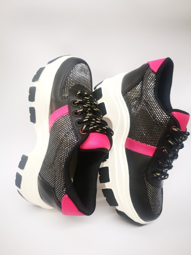 Tenis para mujer negros con fucsia suela alta - plataforma