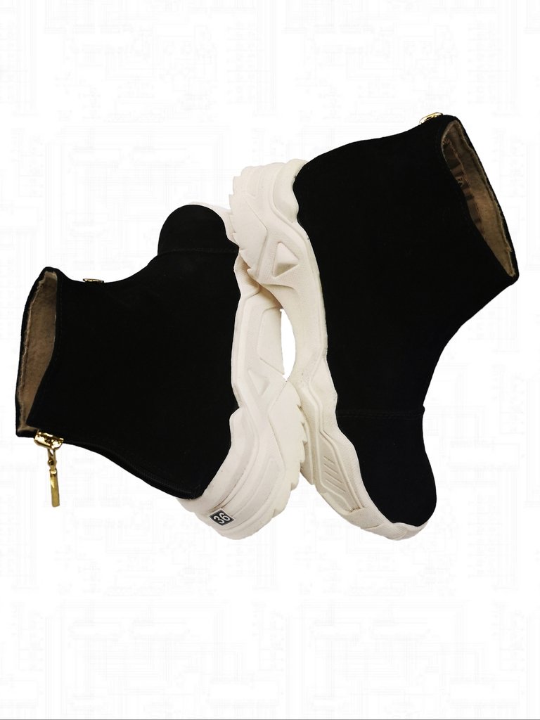 Deportivos Negros | Zapatos de moda para mujer en color negro