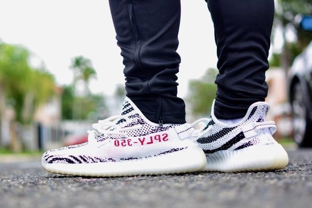 tênis adidas yeezy boost 350 v2 zebra