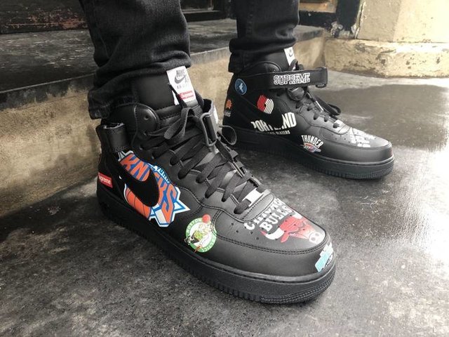 Tênis Supreme x NBA x Air Force 1 Mid 07 'Black'