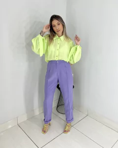 Calça Alfaiataria Izabel Lilás na internet
