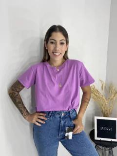 T-shirt básica lilás - Use do Avesso - Loja Online de roupas Femininas Versatilidade e Estilo 