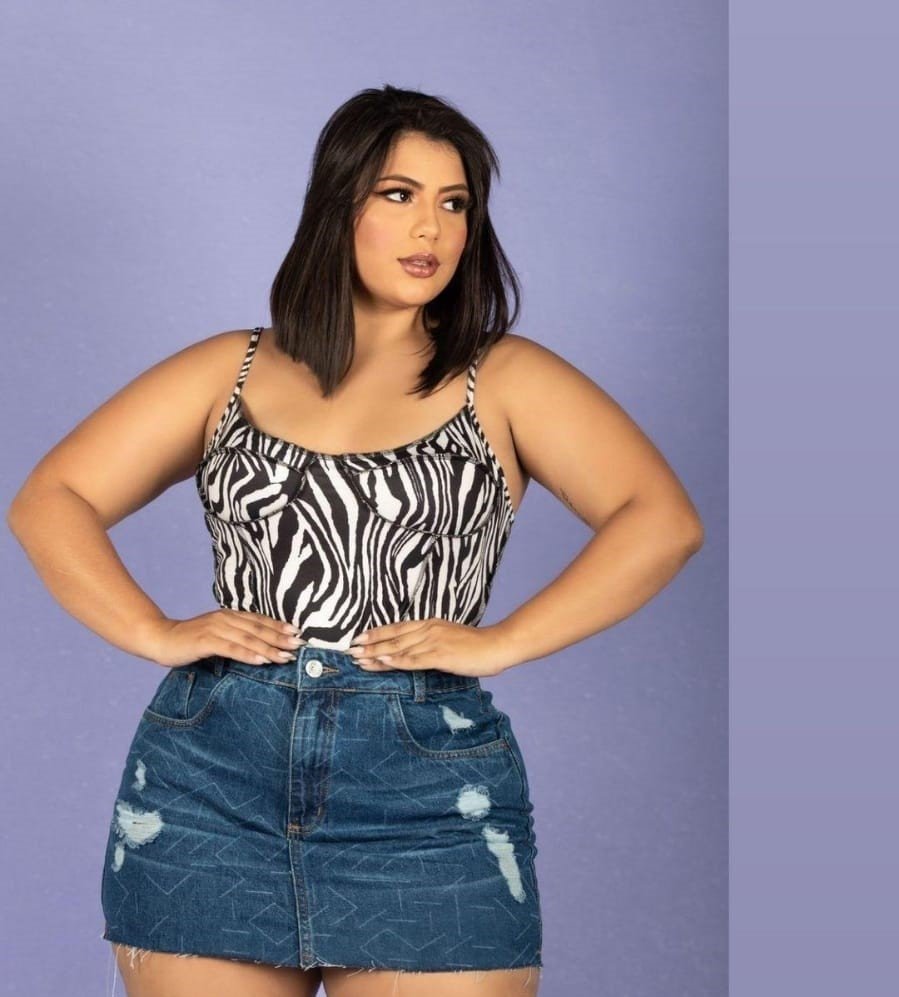 mini saia jeans plus size