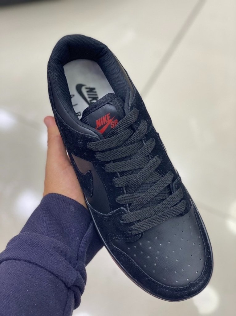 air jordan cano baixo preto