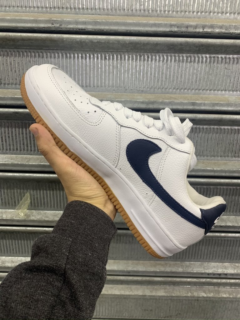 Tênis Nike Air Force 1 Sage Low Feminino | Nike.com