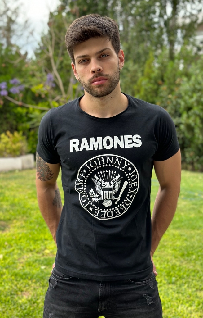 Remera Ramones - Comprar en Genaro