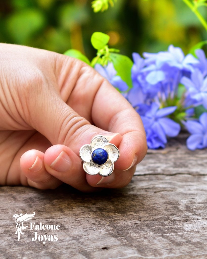 Anillo flor 5 de plata y lapislázuli